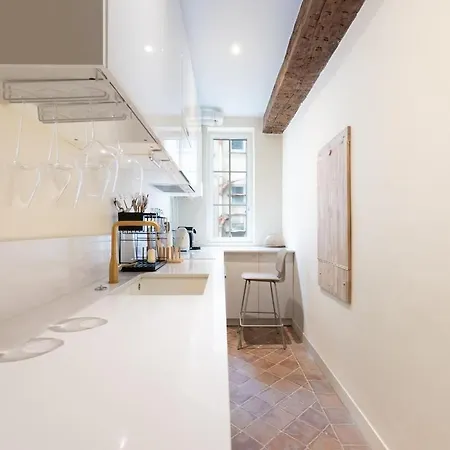 Superbe 3 Pieces Saint Paul 4 Apartamento Paris